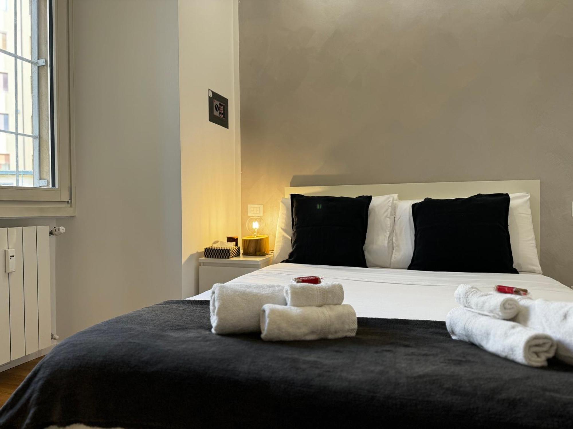 Appartement La Regina Delle Locazioni Accanto Bocconi *
